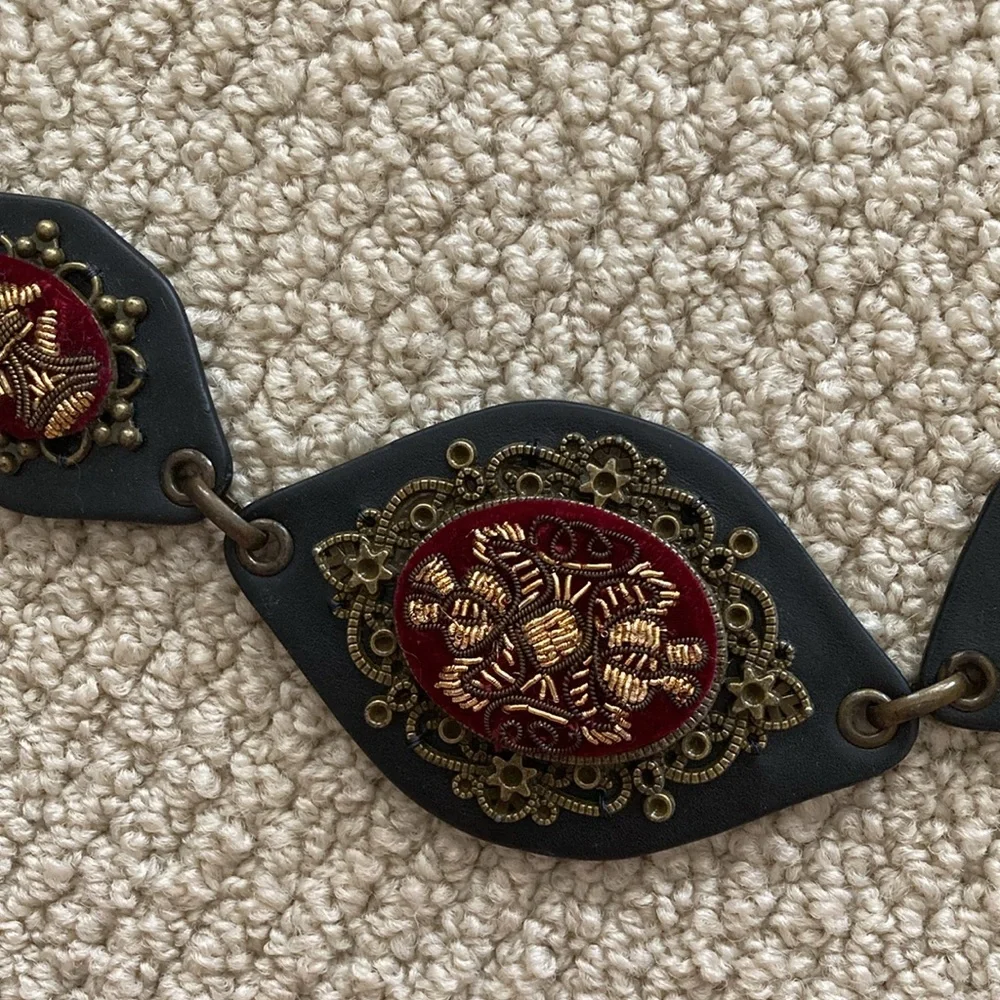 Chico’s Vintage Beaded Concho Belt RARE Boho Adjustable Women’s One Size 1990s